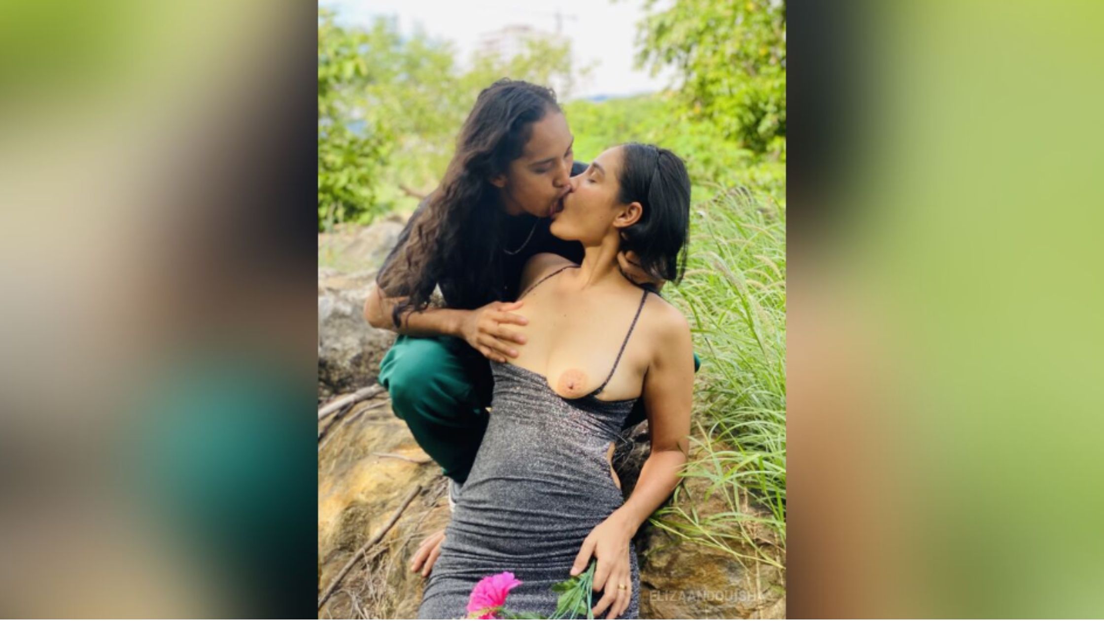 lesbian public sex lesbian public sex
